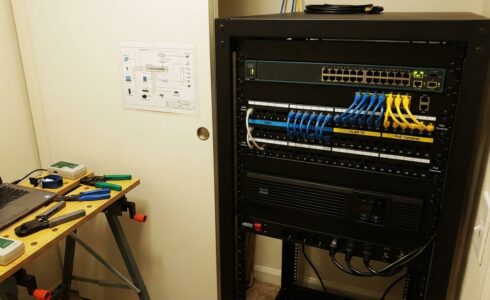 Rack 19" Infrastruttura IT - Infrastruttura di Rete e Cablaggio Strutturato Ediltasc installazione rack 19 pollici e configurazione reti Cisco CCNA per smart home e uffici a Roma e Lazio
